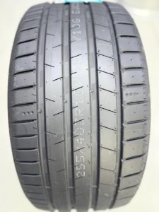 40R18 99Y XL Шина DOVROAD PROZAX SPORT летняя